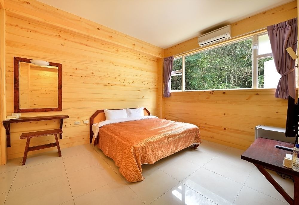 Dingdai Cherry Blossoms Resort Nantou Exterior photo