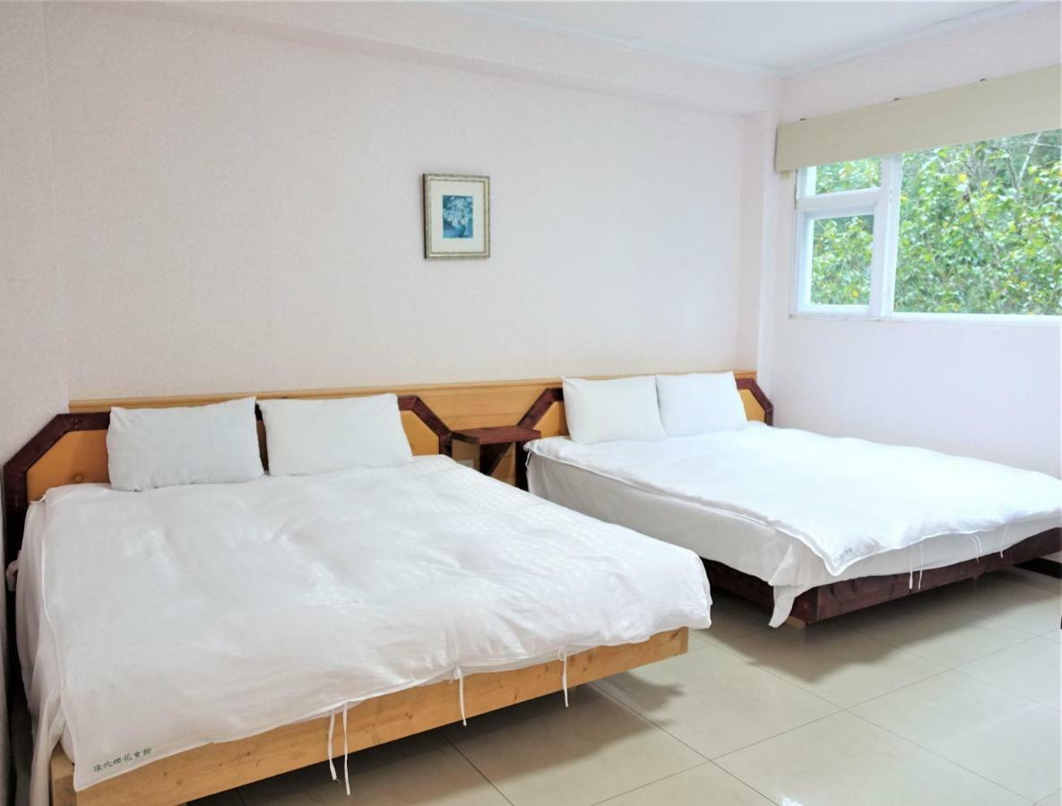 Dingdai Cherry Blossoms Resort Nantou Exterior photo